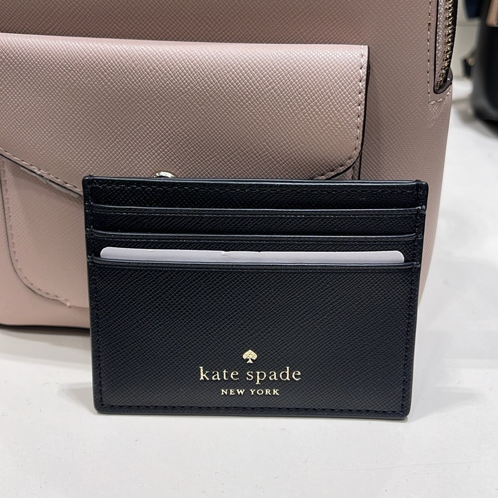 Kate Spade Schuyler Small Slim Card Holder
Black
NWT - Picture 8 of 16